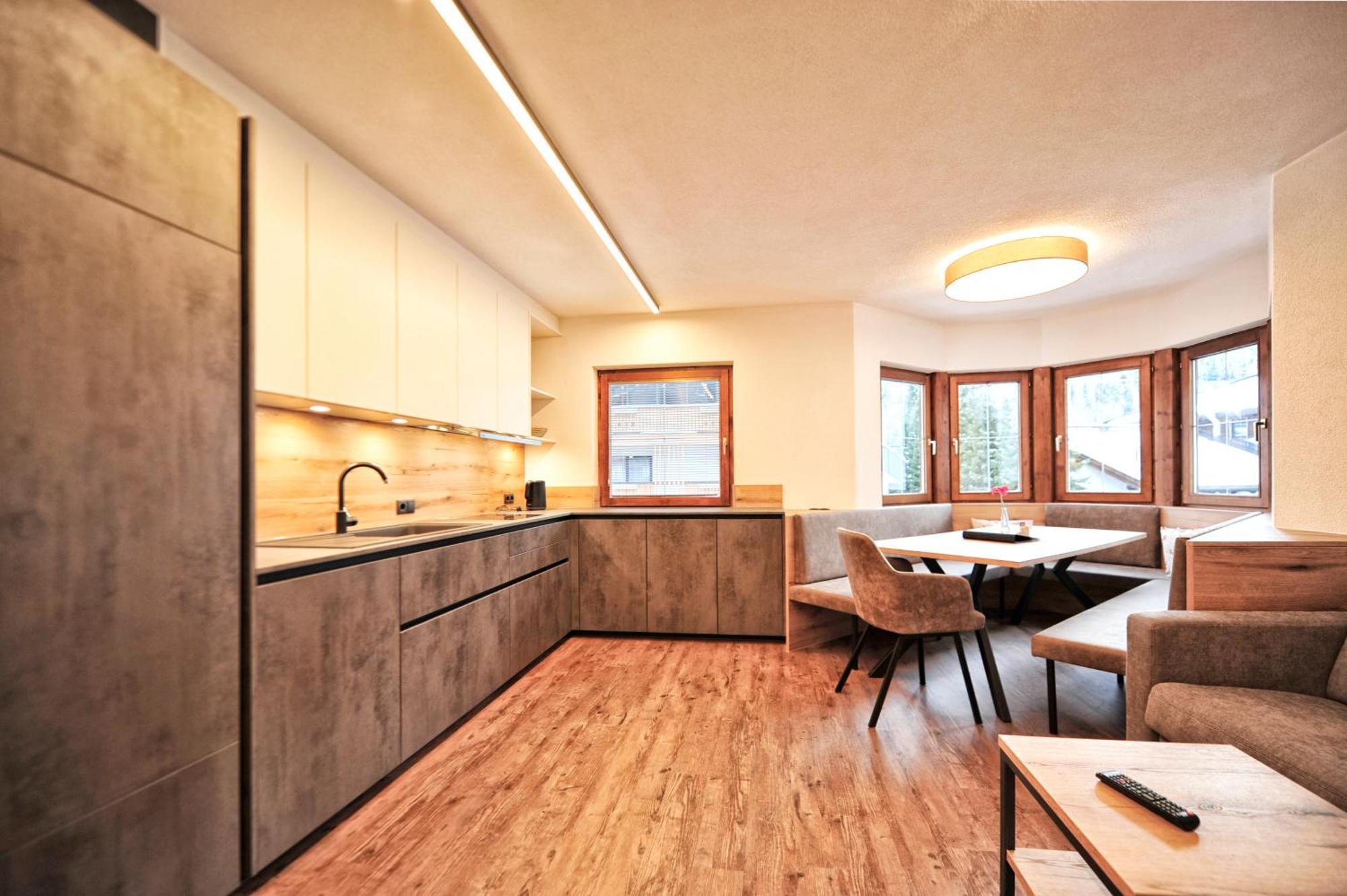 Ferienwohnung Haus Enzian Fiss Exterior foto