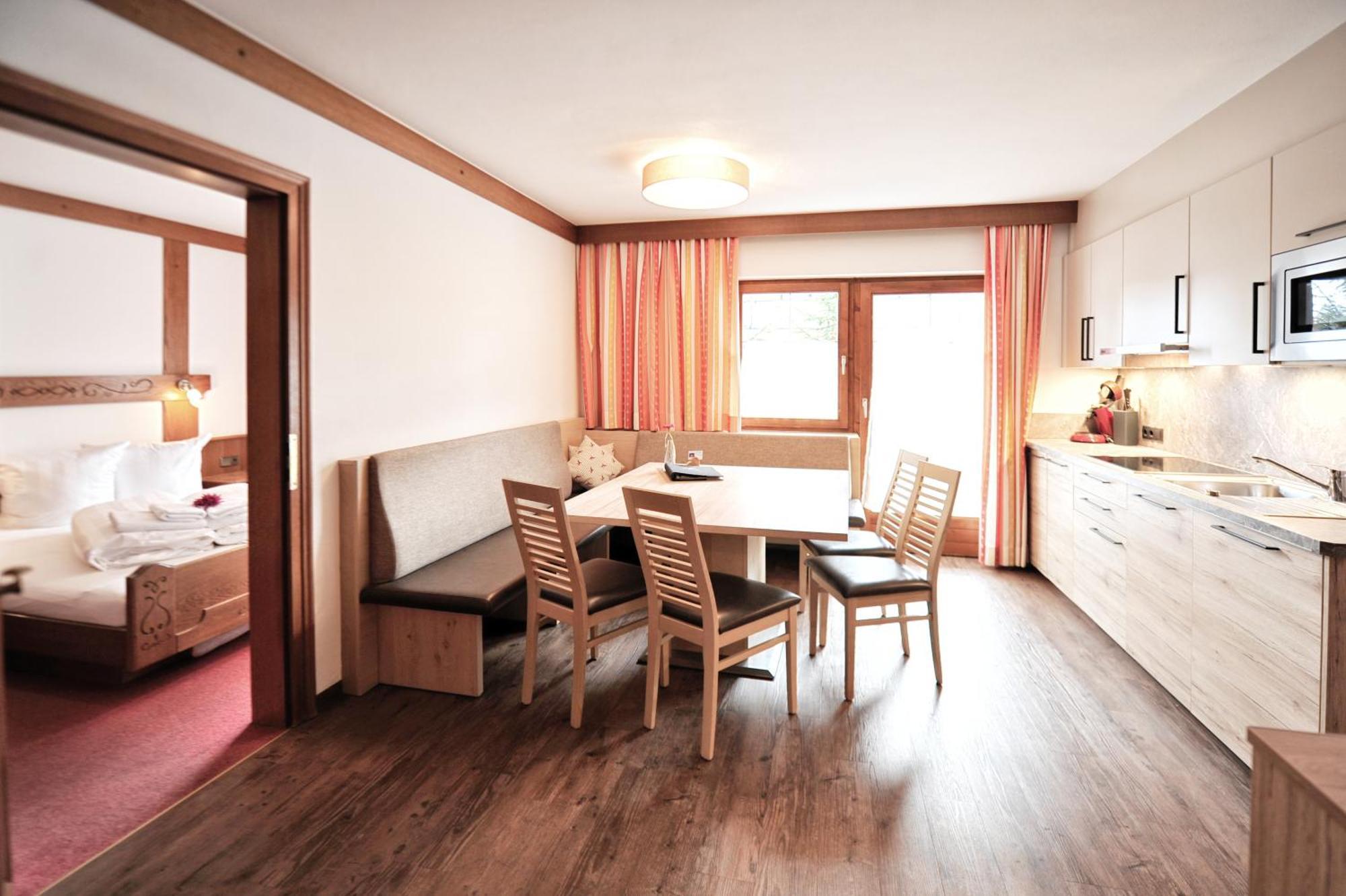 Ferienwohnung Haus Enzian Fiss Exterior foto