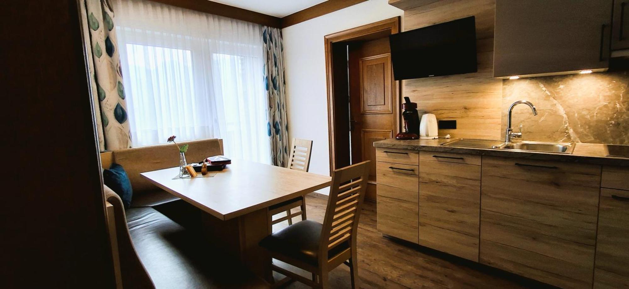 Ferienwohnung Haus Enzian Fiss Exterior foto